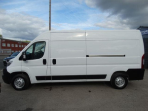 2023 Vauxhall Movano 2.2 Cdti 3500 Biturbo Prime Fwd L3 H2 Euro 6 (s/s) 5dr in White — image 5