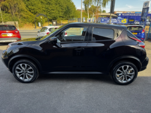 2017 Nissan Juke 1.2 Dig-T Tekna in Black — image 2