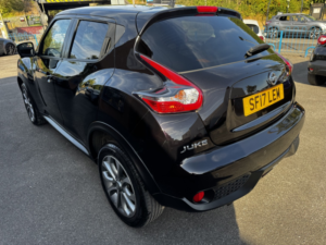2017 Nissan Juke 1.2 Dig-T Tekna in Black — image 3