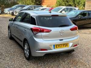2016 Hyundai I20 1.4 Premium Nav Auto Euro 6 5dr in Grey — image 4