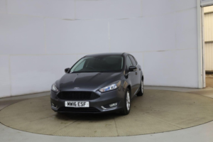 2016 Ford Focus 1.5 Tdci Titanium Euro 6 (s/s) 5dr in Grey — image 2