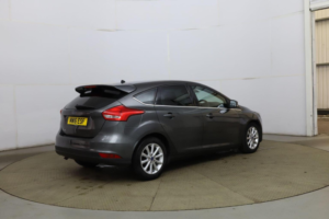 2016 Ford Focus 1.5 Tdci Titanium Euro 6 (s/s) 5dr in Grey — image 6