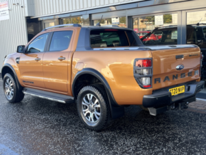 2020 Ford Ranger 3.2 Tdci Wildtrak Automatic in Orange — image 3