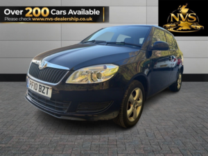 2010 Skoda Fabia 1.6 Tdi Se in Black — image 3