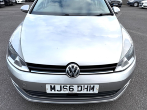 2016 Volkswagen Golf 1.6 Tdi Bluemotion Tech Match Edition Euro 6 (s/s) 5dr in Silver — image 5
