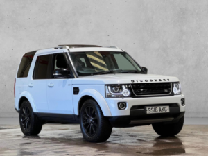 2016 Land Rover Discovery 4 3.0 Sd V6 Landmark Auto 4WD Euro 6 (s/s) 5dr in White — image 6