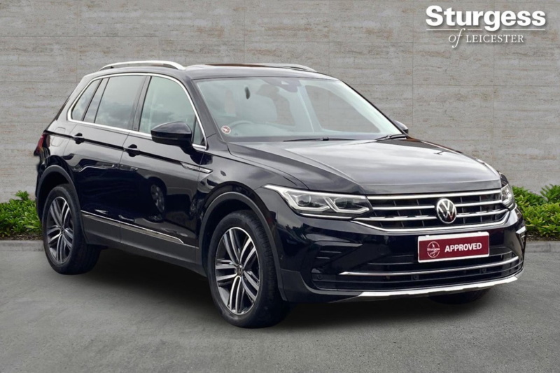 2021 Volkswagen Tiguan 2.0 Tdi Elegance DSG 4motion Euro 6 (s/s) 5dr in Black — image 1