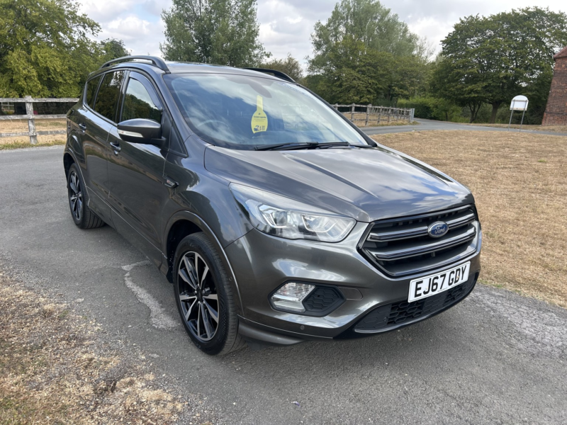 2017 Ford Kuga 1.5 T Ecoboost St-Line in Grey — image 1