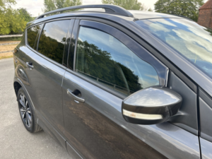 2017 Ford Kuga 1.5 T Ecoboost St-Line in Grey — image 2