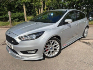 2018 Ford Focus 1.0t Ecoboost St-Line Euro 6 (s/s) 5dr in Silver — image 3