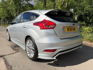 2018 Ford Focus 1.0t Ecoboost St-Line Euro 6 (s/s) 5dr in Silver — image 5