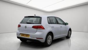 2018 Volkswagen Golf 1.4 Tsi Bluemotion Tech S DSG Euro 6 (s/s) 5dr in Silver — image 2