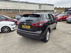 2019 Nissan Qashqai 1.5 Dci Acenta Premium in Black — image 5