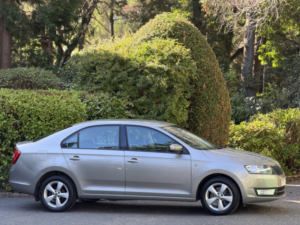 2014 Skoda Rapid 1.4 Tsi Se in Beige — image 2