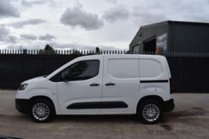 2022 Toyota Proace City 1.5 Bluehdi Icon Short Panel Van Swb Euro 6 (s/s) 5dr in White — image 5