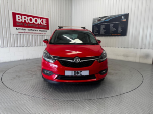 2018 Vauxhall Zafira Tourer 1.4i Turbo Sri Nav Euro 6 5dr in Red — image 5