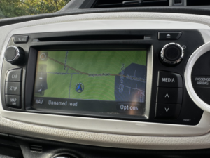 2013 Toyota Yaris 1.3 Dual Vvt-I Trend in Grey — image 2