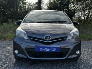 2013 Toyota Yaris 1.3 Dual Vvt-I Trend in Grey — image 5
