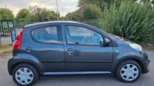 2008 Peugeot 107 1.0 12v Urban Move in Grey — image 3