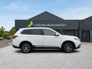2016 Mitsubishi Outlander 2.2 Di-D Gx3 in White — image 2