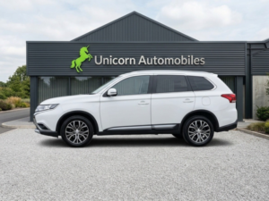 2016 Mitsubishi Outlander 2.2 Di-D Gx3 in White — image 6