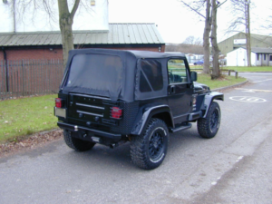 2000 Jeep Wrangler Ref 8504 - Sale Afreed Awaiting Uk Registration - Jeep Wrangler (tj) 4.0 Sahara Ltd - Ex Japan in Black — image 3