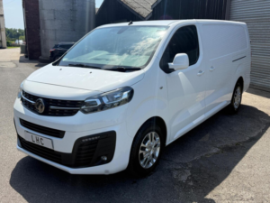 2021 Vauxhall Vivaro 1.5 Turbo D 2900 Sportive L2 H1 Euro 6 (s/s) 5dr in White — image 6