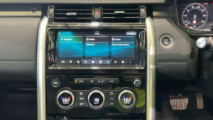 2019 Land Rover Discovery 3.0 Sd V6 Hse Auto 4WD Euro 6 (s/s) 5dr in Blue — image 5