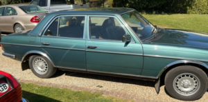 1984 Mercedes-Benz 230 Ref 8840 - Mercedes Benz W123 230e - Air Con (rhd - Ex Sa - South Africa) in Blue — image 2