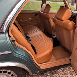 1984 Mercedes-Benz 230 Ref 8840 - Mercedes Benz W123 230e - Air Con (rhd - Ex Sa - South Africa) in Blue — image 4