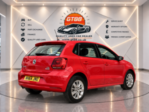 2015 Volkswagen Polo 2015 Volkswagen Polo 1.2 Tsi 5dr DSG Automatic in Red — image 2