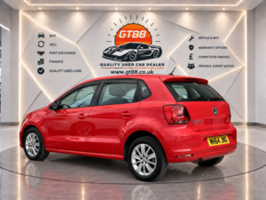 2015 Volkswagen Polo 2015 Volkswagen Polo 1.2 Tsi 5dr DSG Automatic in Red — image 4