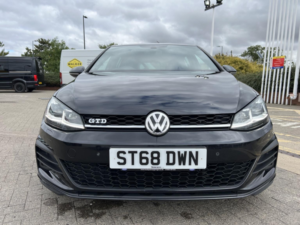 2018 Volkswagen Golf 2.0 Tdi Gtd in Black — image 2