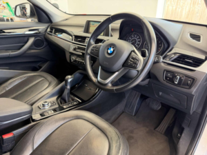 2015 BMW X1 2.0 20i Xline Auto Xdrive Euro 6 (s/s) 5dr in White — image 3