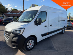 2022 Renault Master