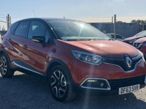 2014 Renault Captur 0.9 Tce Energy Dynamique S Medianav Euro 5 (s/s) 5dr in Orange — image 5