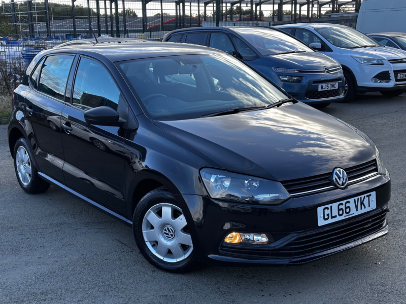 2016 Volkswagen Polo 1.0 Bluemotion Tech S in Black — image 1