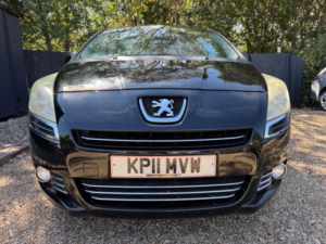 2011 Peugeot 5008 1.6 Hdi Sport Euro 5 5dr in Black — image 2