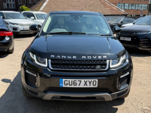 2017 Land Rover Range Rover Evoque Td4 Se Tech in Black — image 2