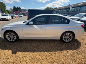 2016 BMW 3 Series 2.0 318d Se Euro 6 (s/s) 4dr in White — image 4