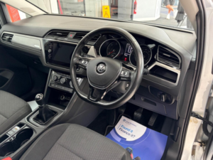 2018 Volkswagen Touran 1.6 Tdi Se Family Euro 6 (s/s) 5dr in Silver — image 6
