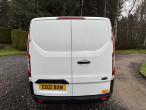 2021 Ford Transit Custom 2.0 Transit Custom Leader Dciv 320 L2 2.0l Ecoblue 130ps Fwd 6 Speed Manual in White — image 3