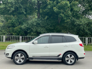 2012 Hyundai Santa Fe 2.2 Crdi Premium Auto 4WD Euro 5 5dr (7 Seat) in White — image 4
