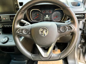 2020 Vauxhall Combo Life 3 SEAT Petrol Wheelchair Accessible Disabled Access Vehicle Wav in Grey — image 2