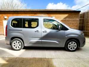 2020 Vauxhall Combo Life 3 SEAT Petrol Wheelchair Accessible Disabled Access Vehicle Wav in Grey — image 5