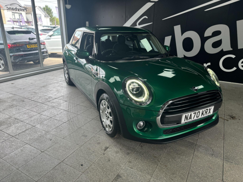 2020 MINI Hatch 1.5 One Classic Hatchback 5dr Petrol Manual Euro 6 (s/s) (102 Ps) in Multicolour — image 1