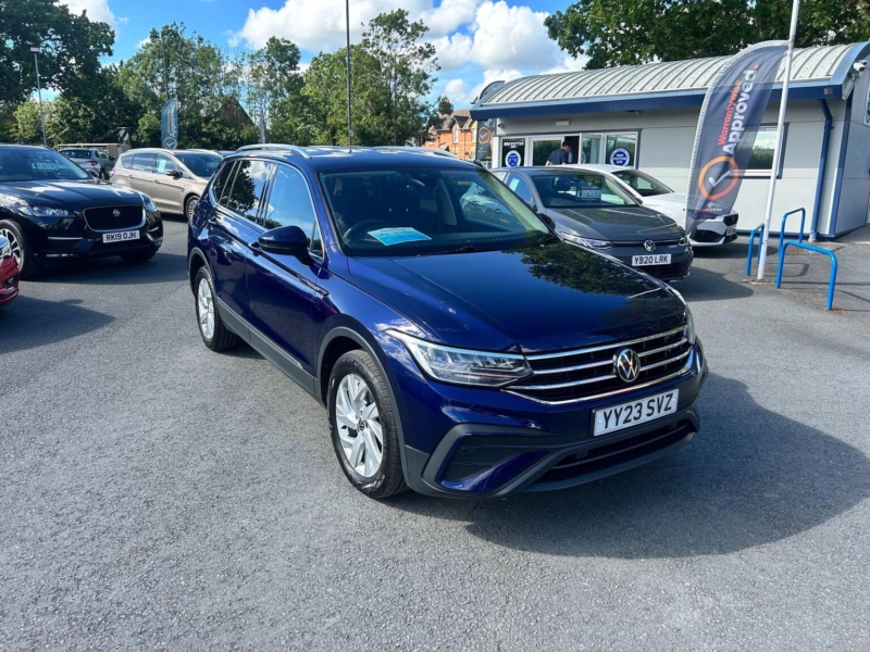 2023 Volkswagen Tiguan Allspace 1.5 Tsi Life DSG Euro 6 (s/s) 5dr in Blue — image 1