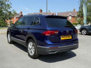 2023 Volkswagen Tiguan Allspace 1.5 Tsi Life DSG Euro 6 (s/s) 5dr in Blue — image 2