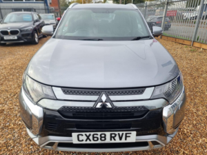 2018 Mitsubishi Outlander 2.4h Twinmotor 13.8kwh 4h CVT 4WD Euro 6 (s/s) 5dr in Grey — image 2