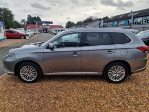 2018 Mitsubishi Outlander 2.4h Twinmotor 13.8kwh 4h CVT 4WD Euro 6 (s/s) 5dr in Grey — image 4